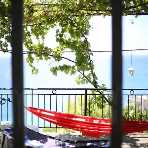 Bed and breakfast Valentina, Qeparo